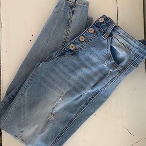 Kancan 28 distressed light skinny jean